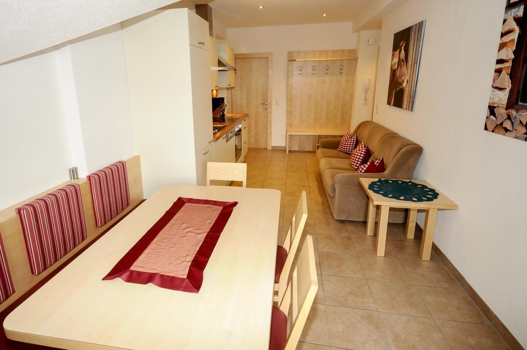 Ferienwohnung Gundolf Christine Arzl im Pitztal Rum bild