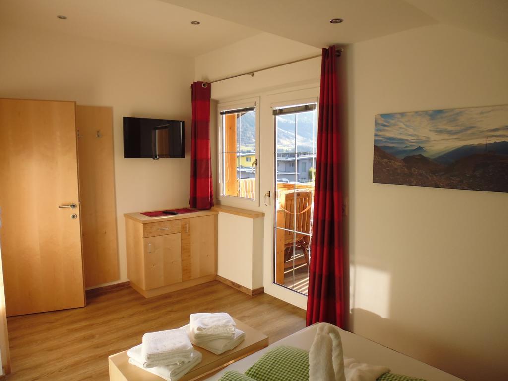Ferienwohnung Gundolf Christine Arzl im Pitztal Rum bild